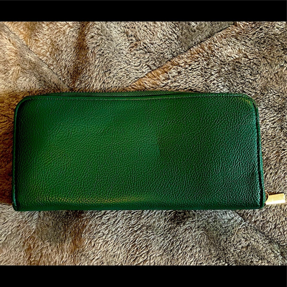 Green Wallet